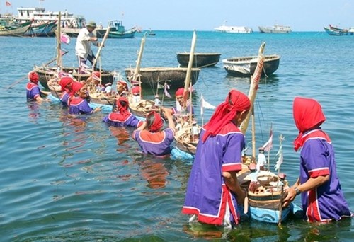 Quang Ngai prepares for ceremony to honor Hoang Sa Flotilla  - ảnh 1